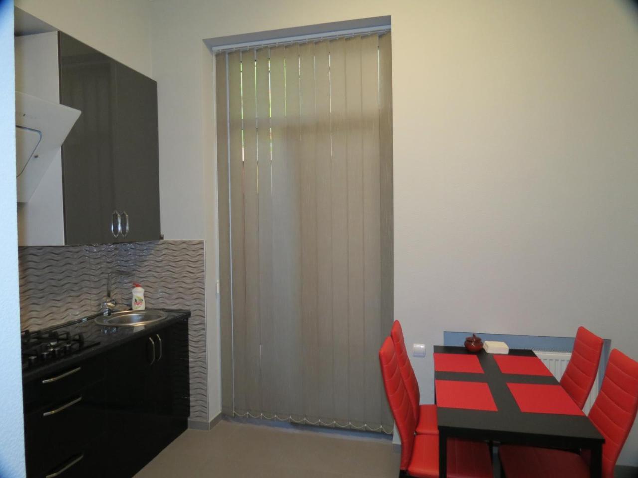 Three Rooms Apartment Tbilisi Buitenkant foto
