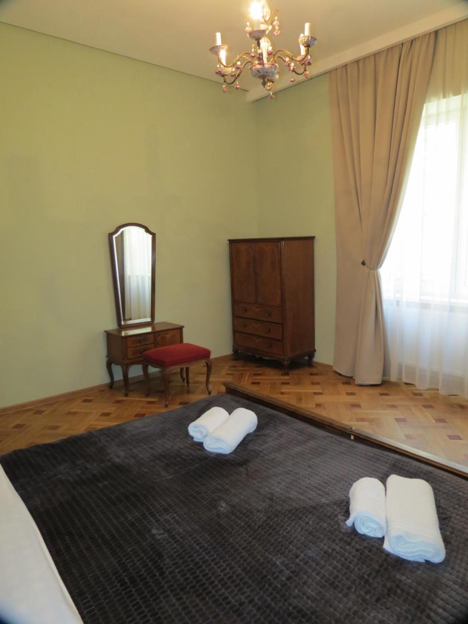 Three Rooms Apartment Tbilisi Buitenkant foto