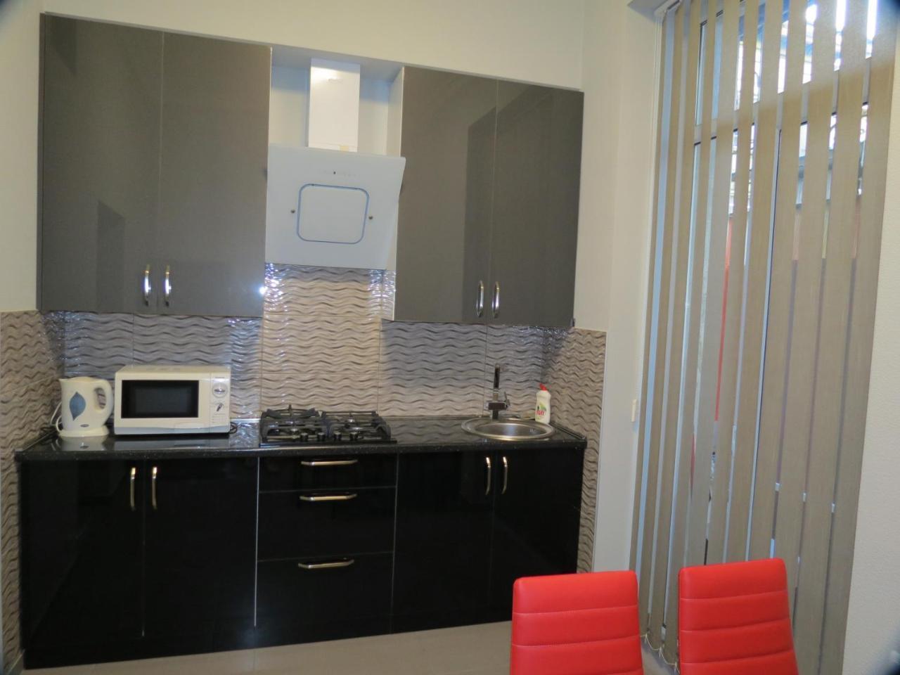 Three Rooms Apartment Tbilisi Buitenkant foto