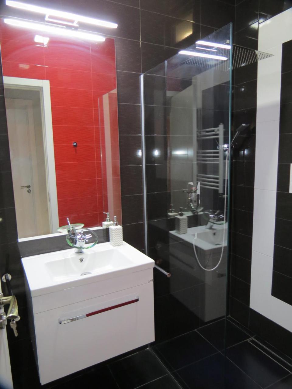 Three Rooms Apartment Tbilisi Buitenkant foto