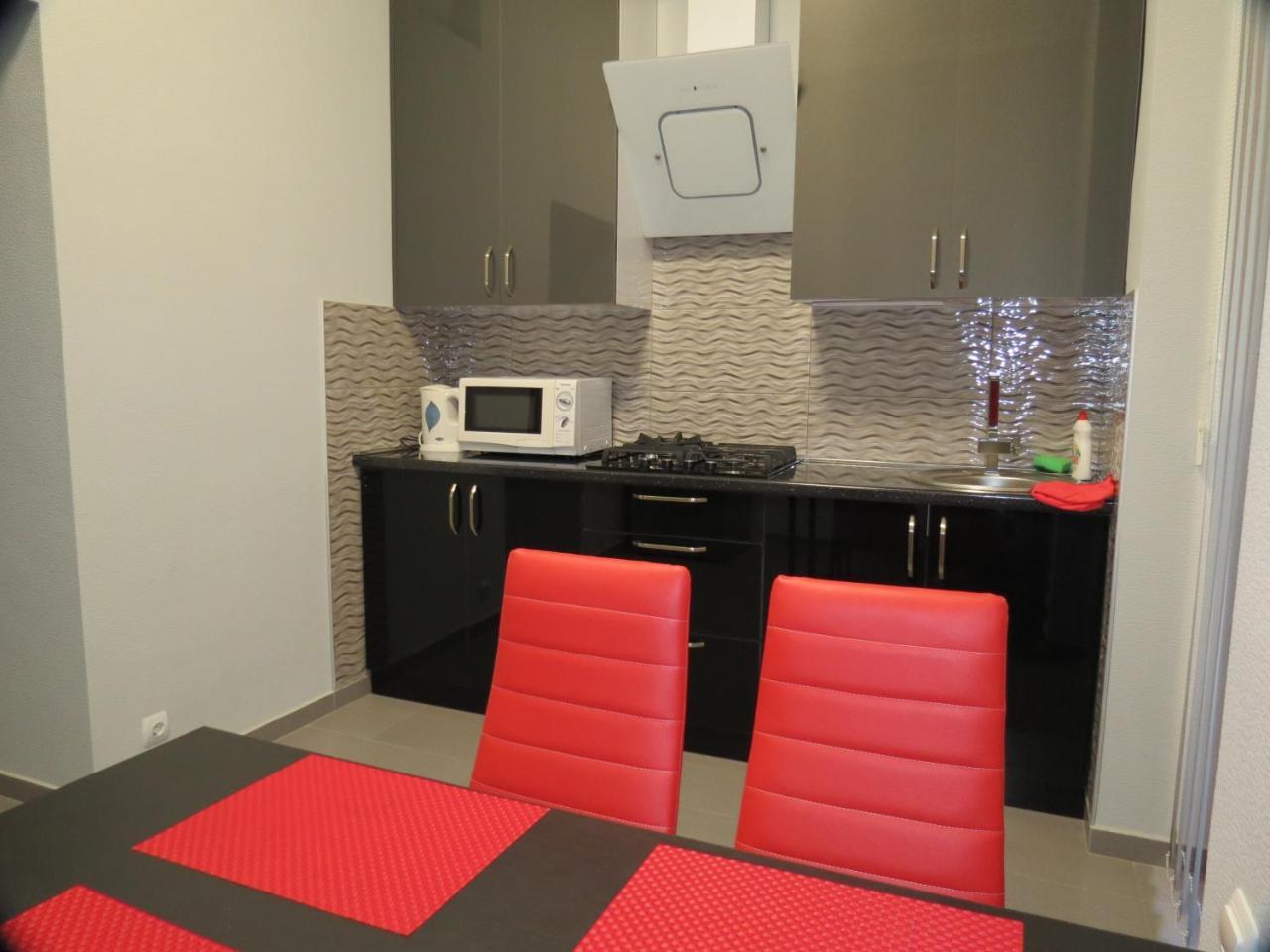 Three Rooms Apartment Tbilisi Buitenkant foto